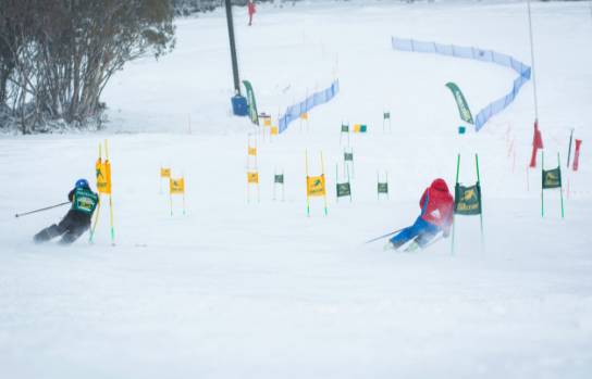 光你想都没想过的夏天！j9九游会登录滑雪